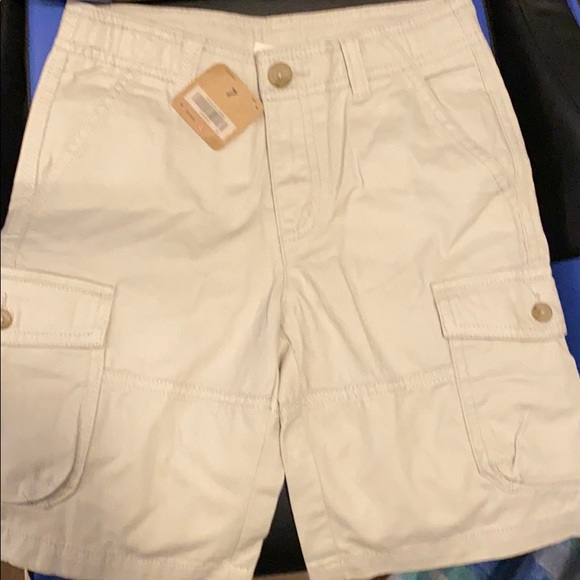 Tan Cargo shorts size 7 - Picture 1 of 3